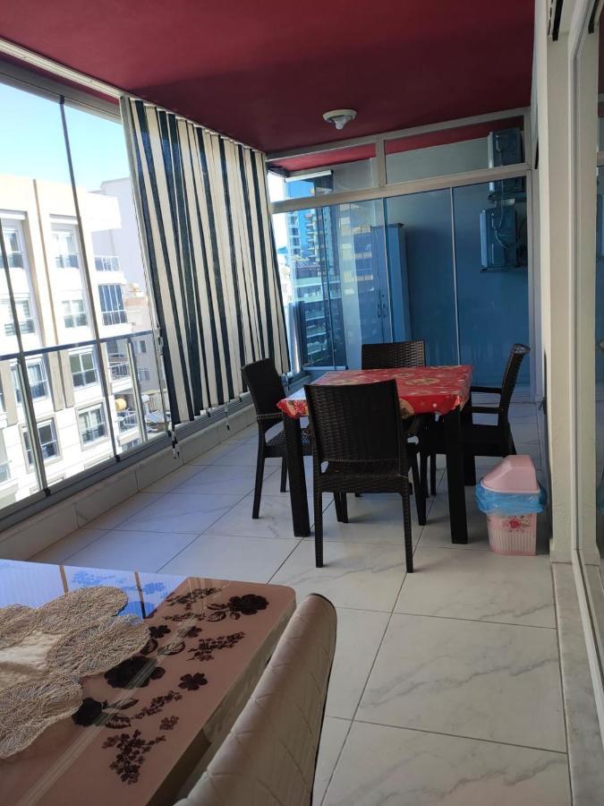 Arena Tower Alanya Apartment Bagian luar foto